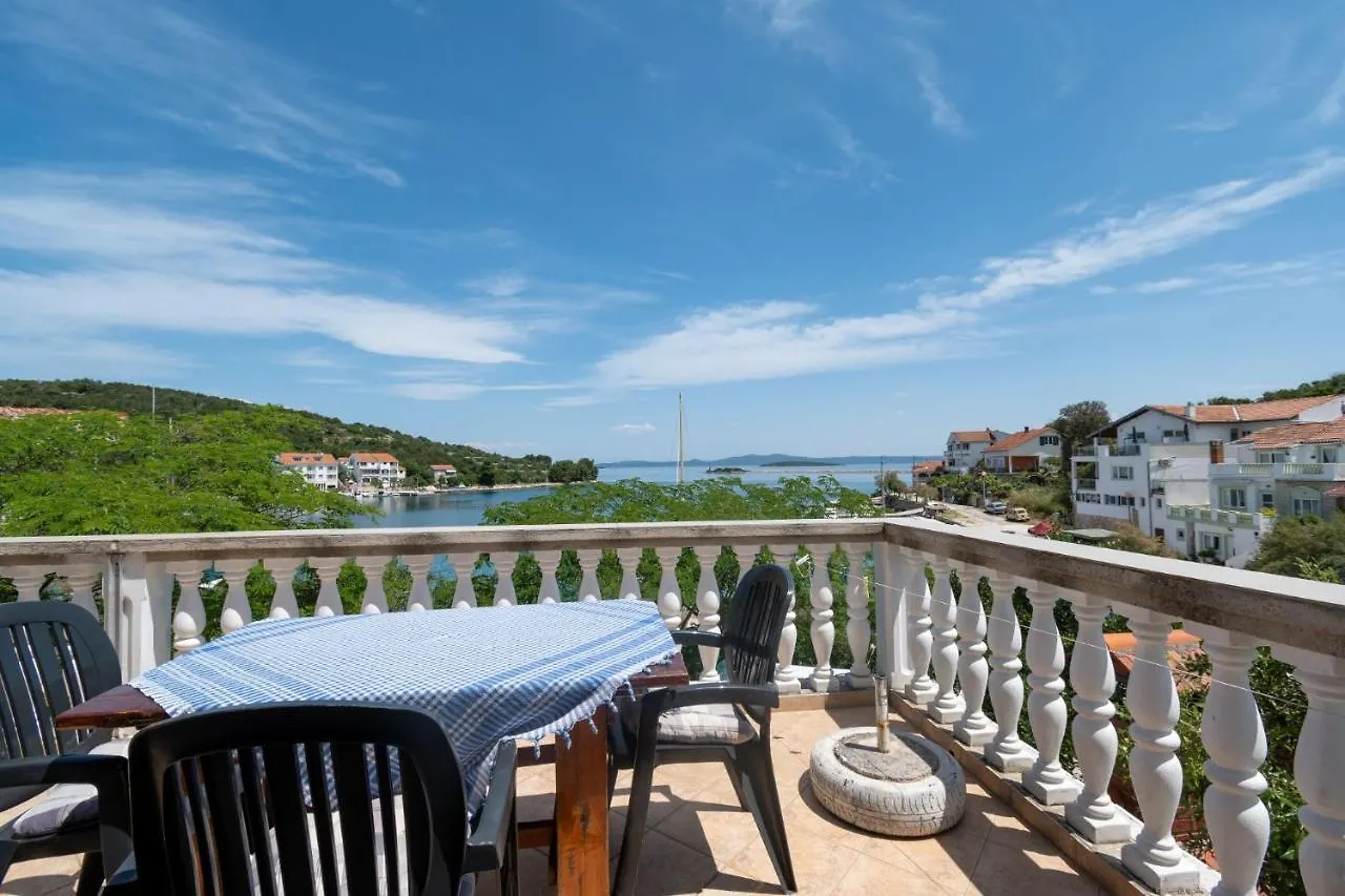 Kuca Zora Apartment Zaglav Croatia
