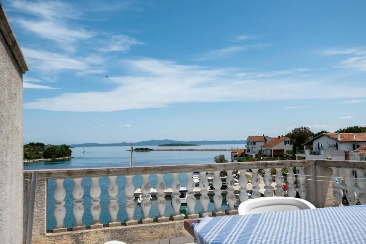 Kuca Zora Apartment Zaglav 0*,  Croatia
